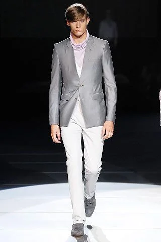 Look 16